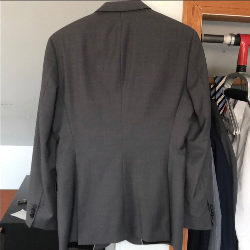 Hugo Boss Suit - Picture 4 of 7